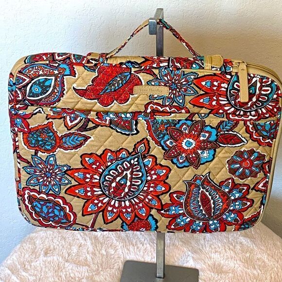 🎉Host Pick💕💕VERA BRADLEY Paisley Computer Case - Picture 2 of 6